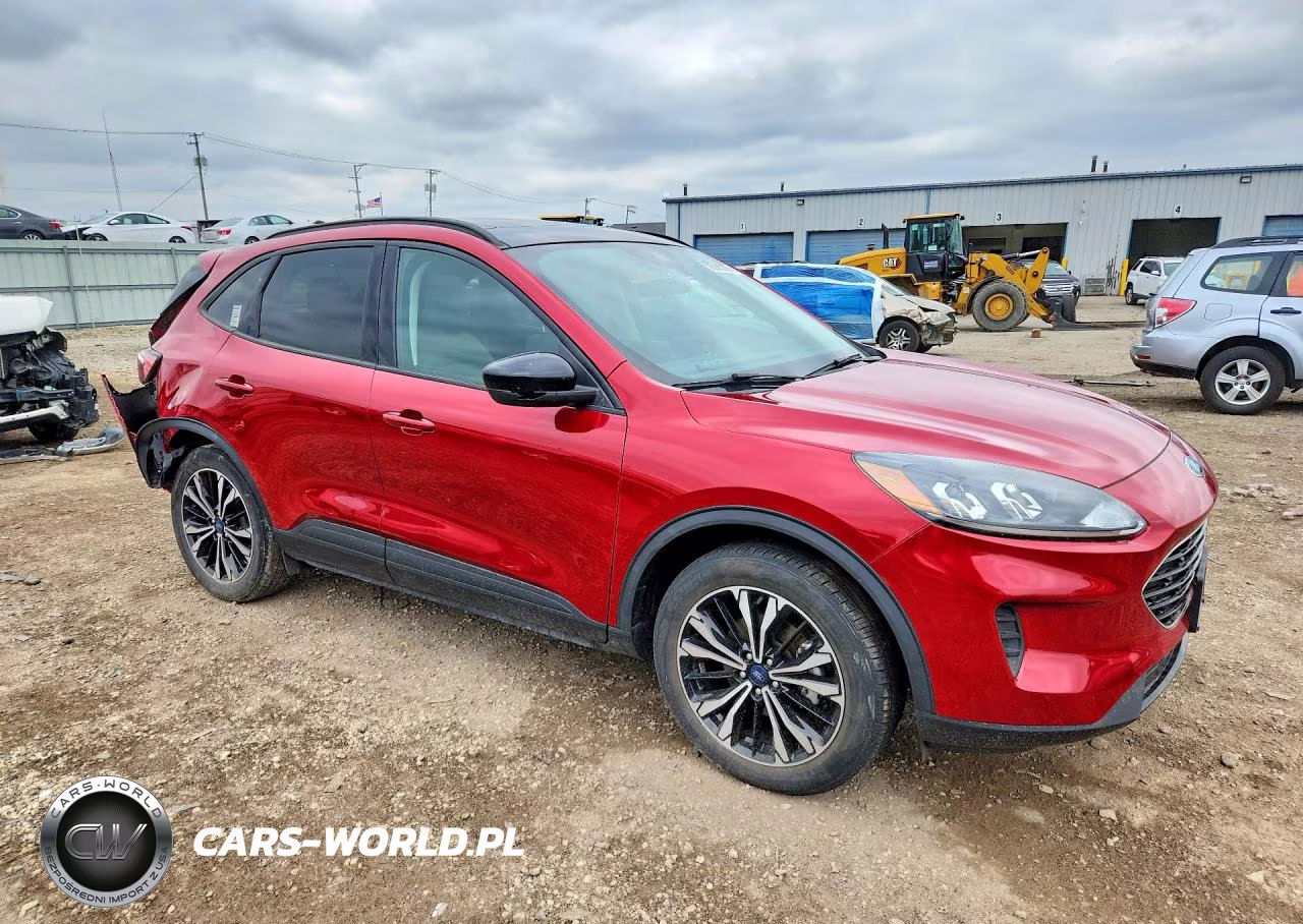 2021 Ford Escape Se VIN:1FMCU9G65MUA18648 - 4