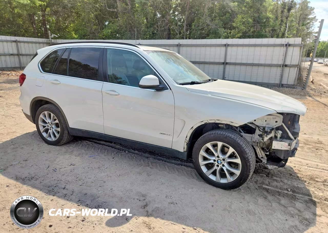 2016 BMW X5 xDrive35I VIN:5UXKR0C57G0U10745 - 4