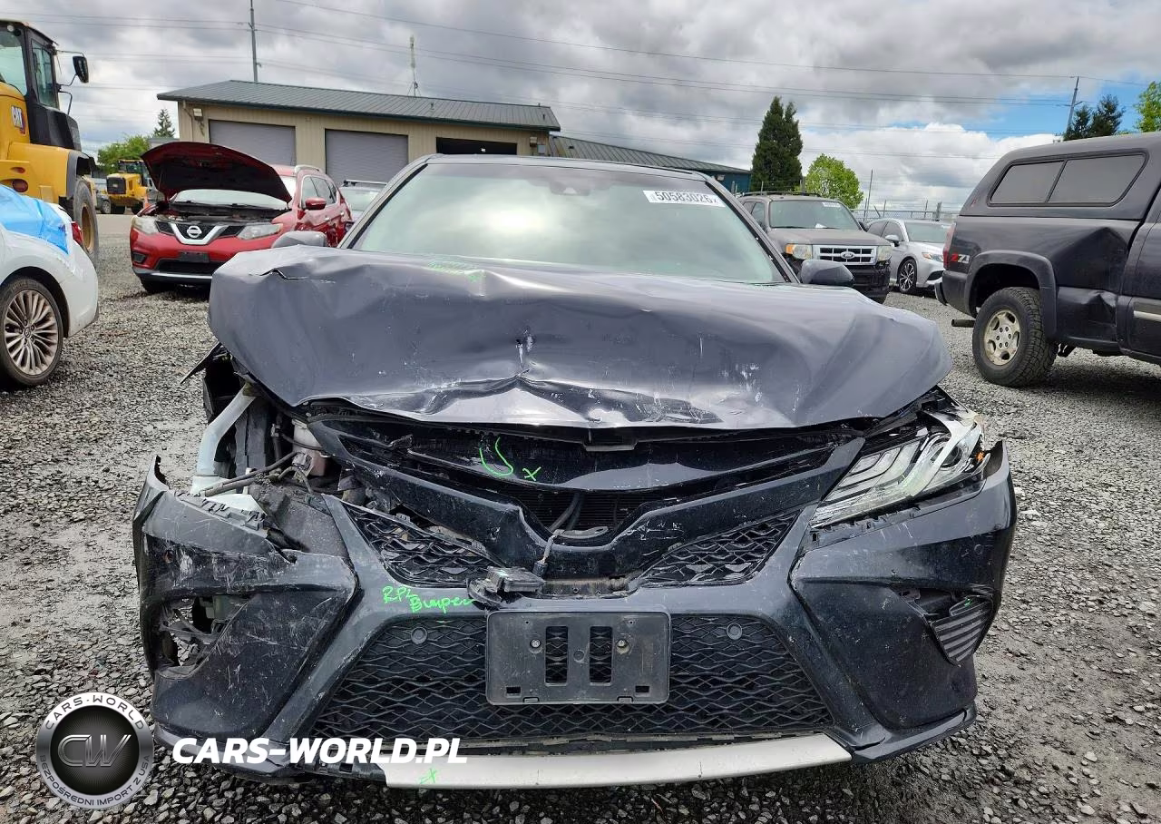 2018 Toyota Camry Xse VIN:4T1B61HKXJU117089 - 5