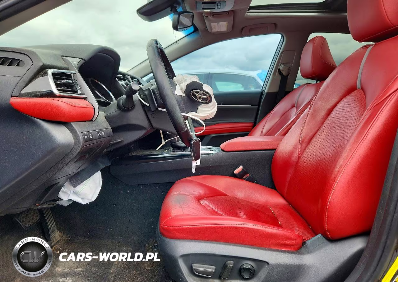 2018 Toyota Camry Xse VIN:4T1B61HKXJU117089 - 7