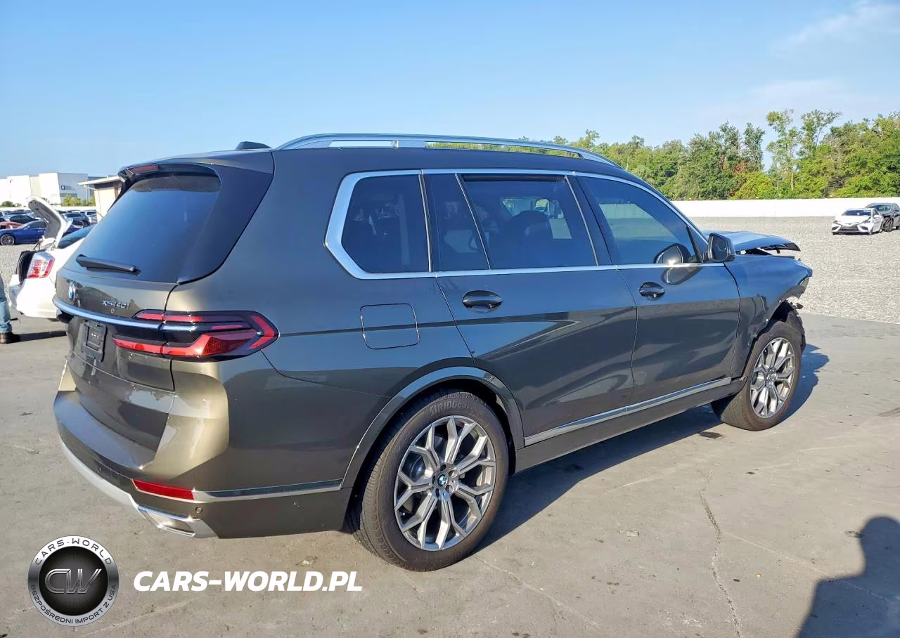 2025 BMW X7 xDrive40I VIN:5UX23EM08S9X89051 - 3
