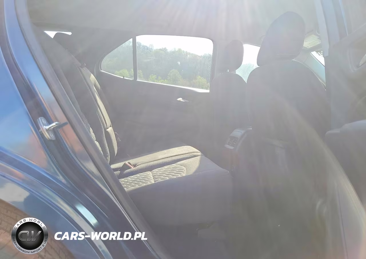 2020 Chevrolet Equinox Lt VIN:2GNAXUEV1L6102843 - 11