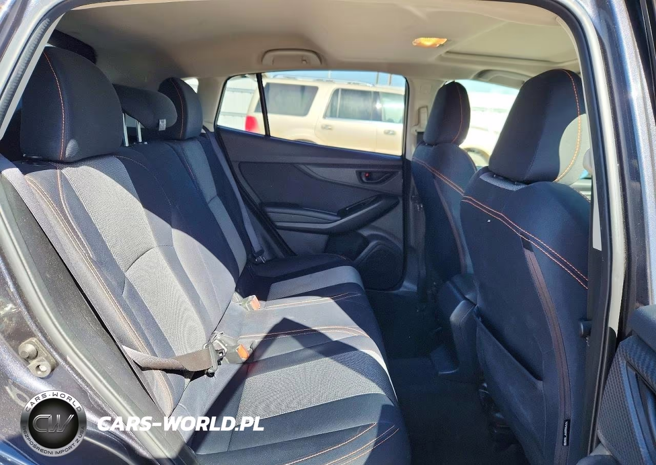 2018 Subaru Crosstrek Premium VIN:JF2GTACC0JH220860 - 11