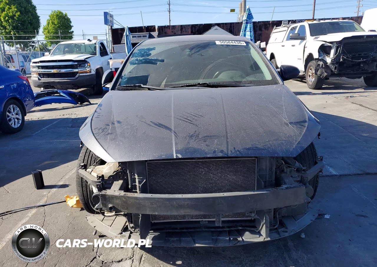 2020 Hyundai Elantra Sel VIN:5NPD84LF1LH566760 - 5