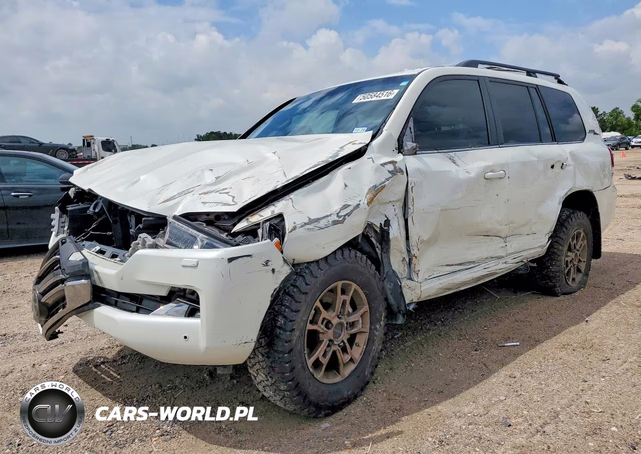 2020 Toyota Land Cruiser Heritage Edition