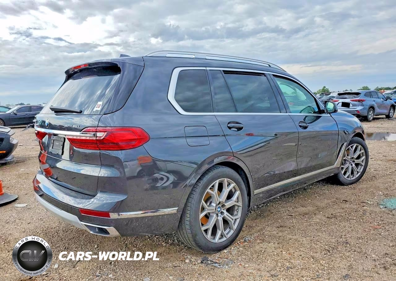2021 BMW X7 xDrive40I VIN:5UXCW2C0XM9G15855 - 3