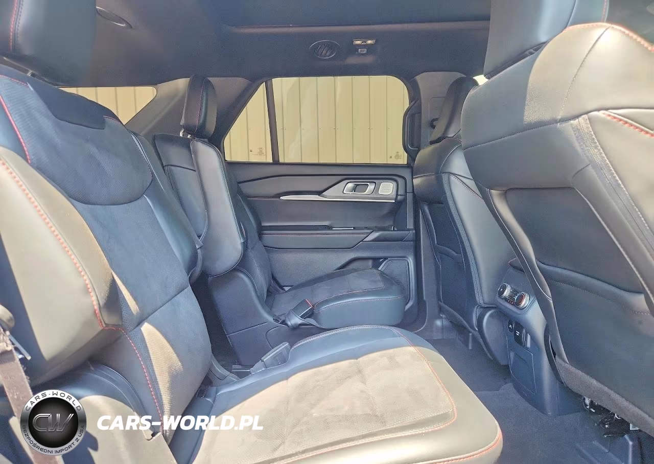 2025 Ford Explorer St VIN:1FMWK7GC9SGC18571 - 11