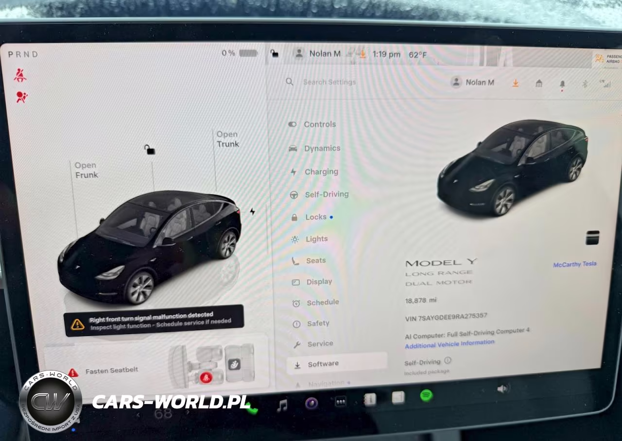 2024 Tesla Model Y VIN:7SAYGDEE9RA275357 - 9