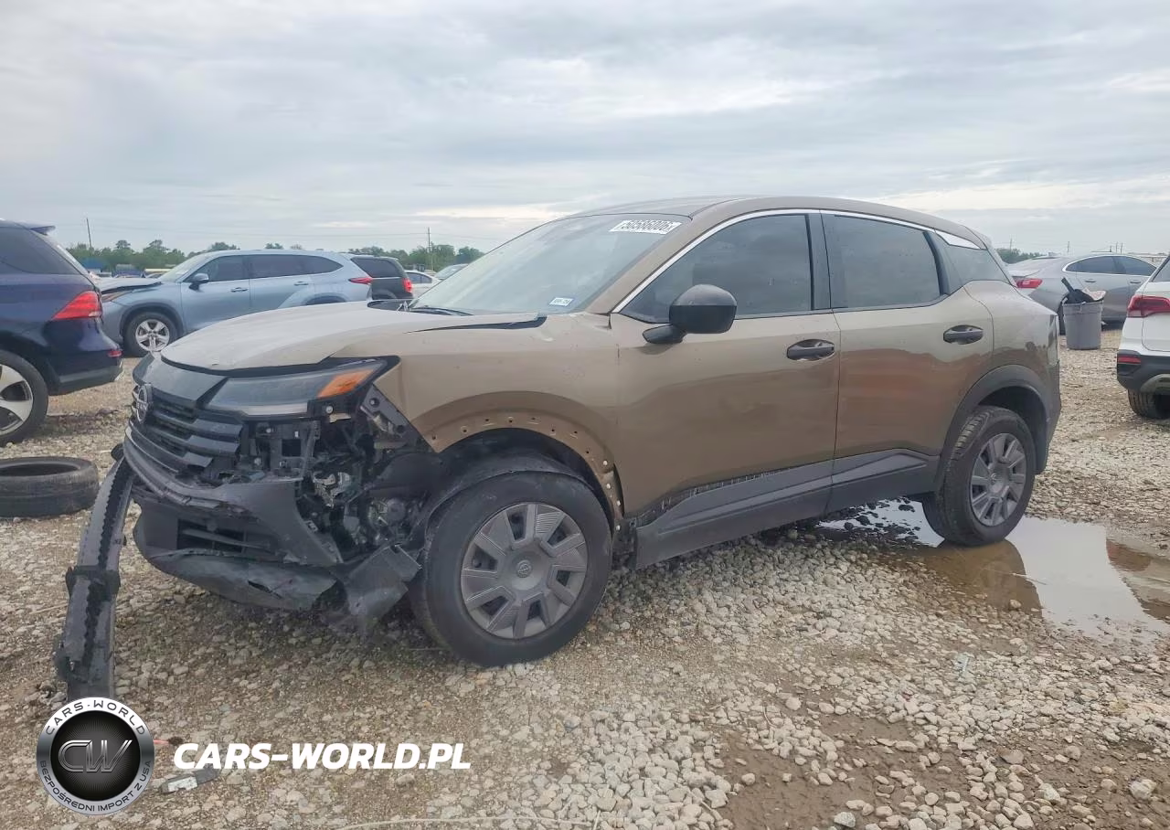 2025 Nissan Kicks S