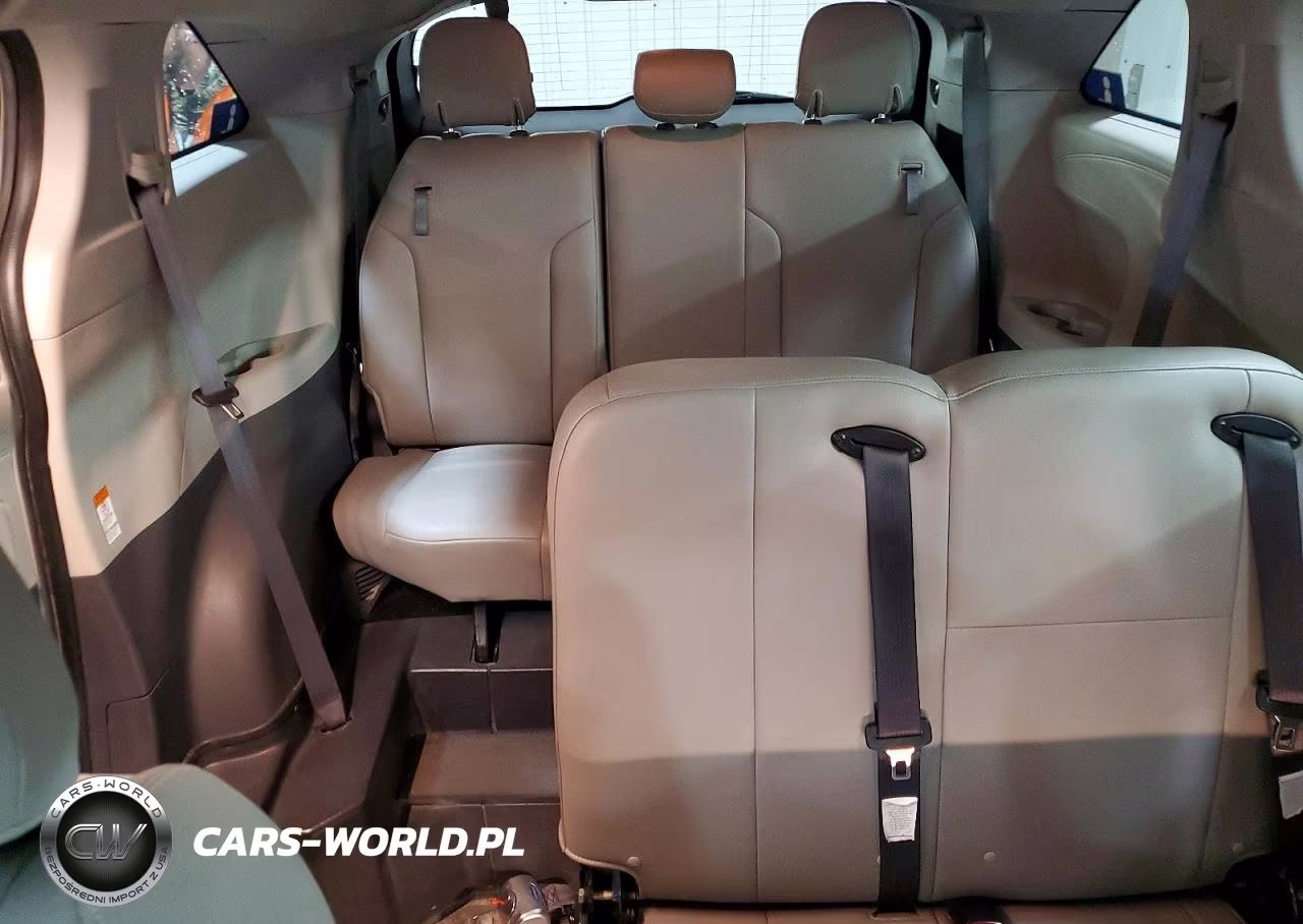 2023 Toyota Sienna Le VIN:5TDKSKFCXPS086425 - 10