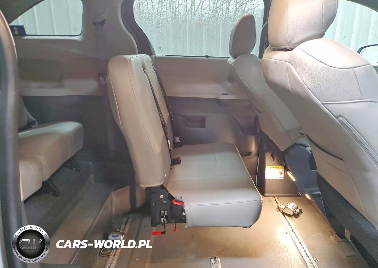 2023 Toyota Sienna Le VIN:5TDKSKFCXPS086425 - 11