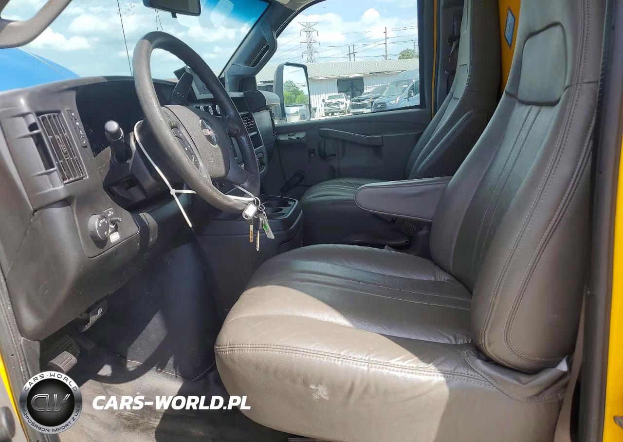 2018 GMC Savana Cutaway G3500 VIN:1GD07RFP1J1901437 - 7