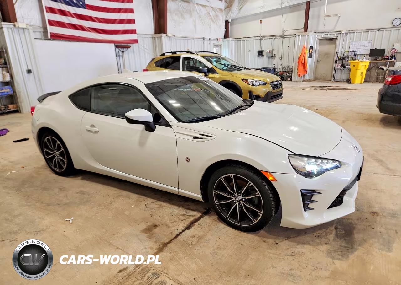 2017 Toyota 86 Base VIN:JF1ZNAA14H8704713 - 4