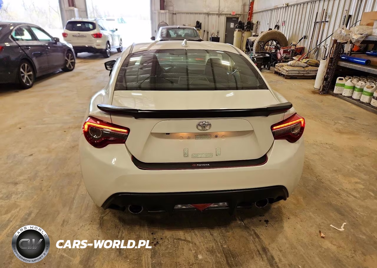 2017 Toyota 86 Base VIN:JF1ZNAA14H8704713 - 6