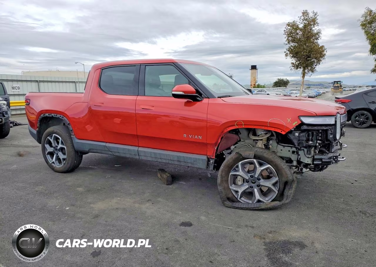 2023 Rivian R1T Adventure VIN:7FCTGBAA6PN025522 - 4