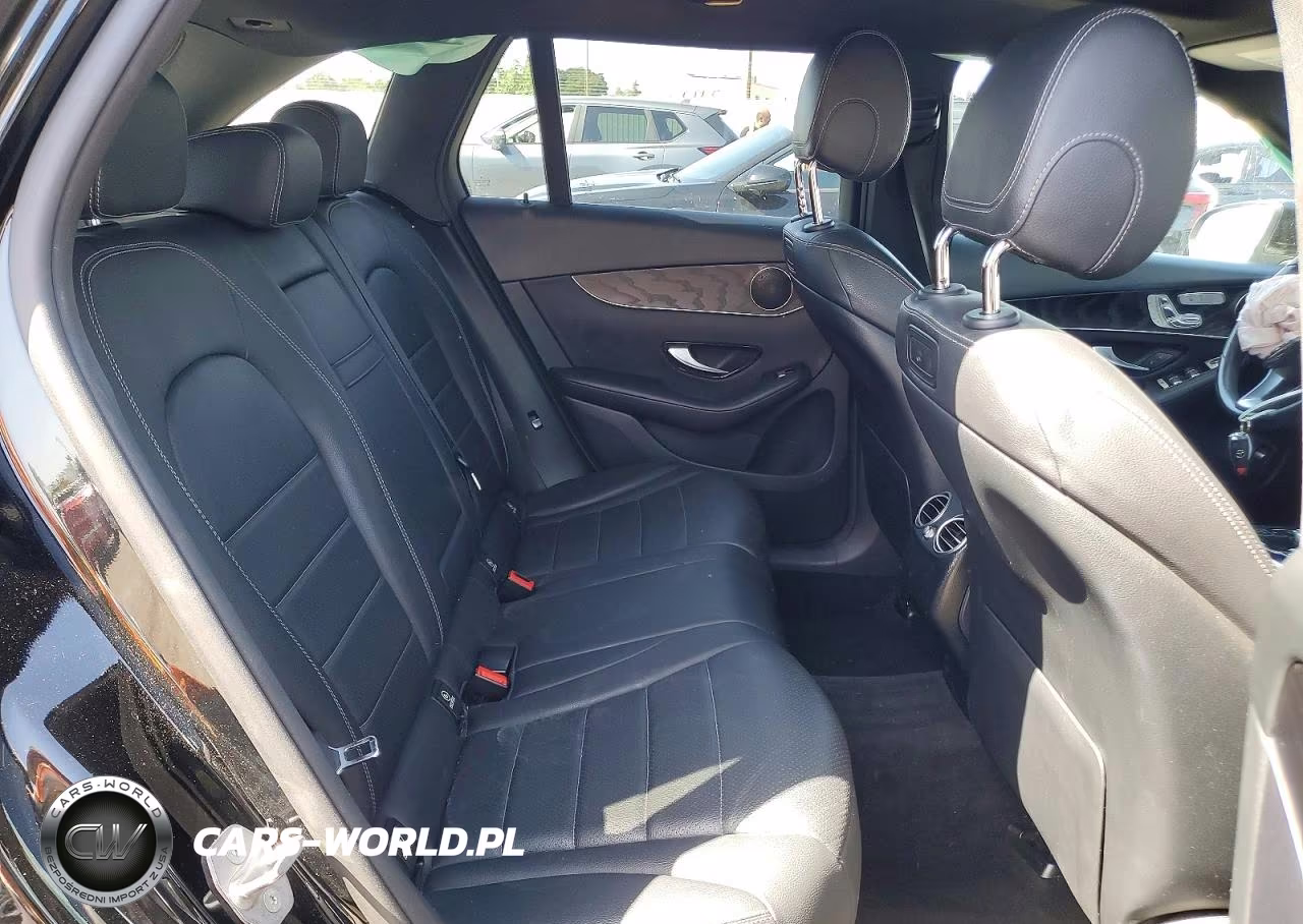 2018 Mercedes-Benz Glc 300 VIN:WDC0G4JB2JV104863 - 11