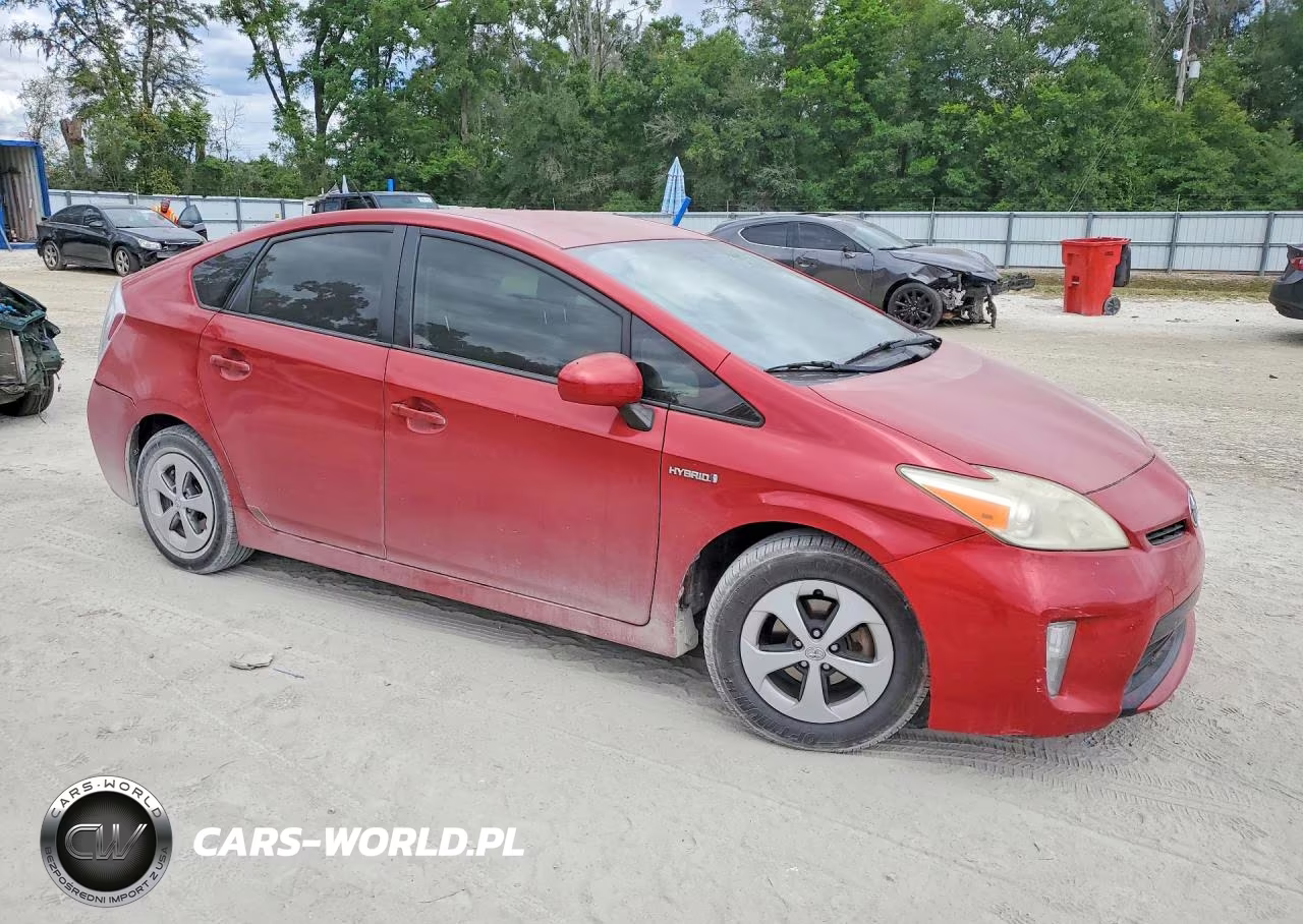 2012 Toyota Prius Four VIN:JTDKN3DUXC5455826 - 4