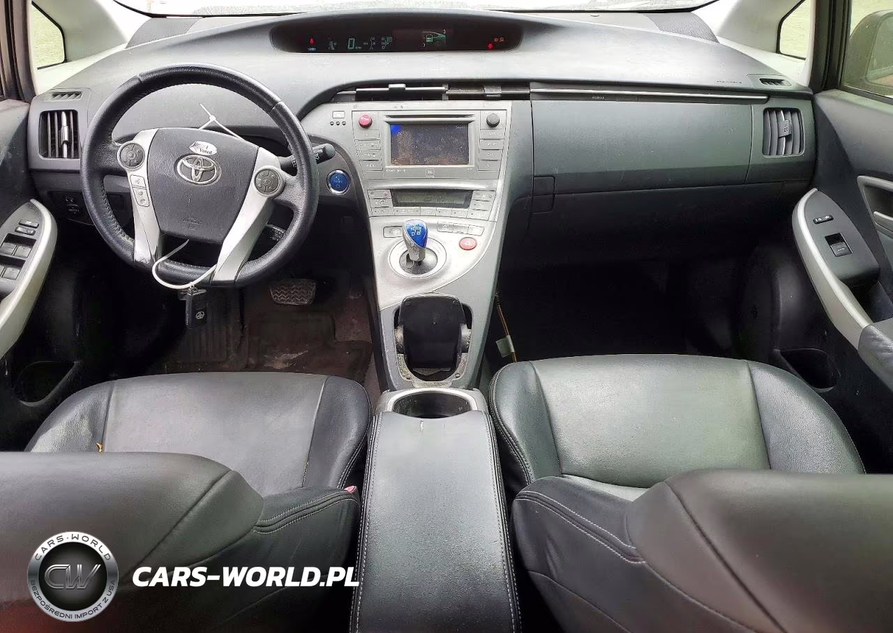 2012 Toyota Prius Four VIN:JTDKN3DUXC5455826 - 8