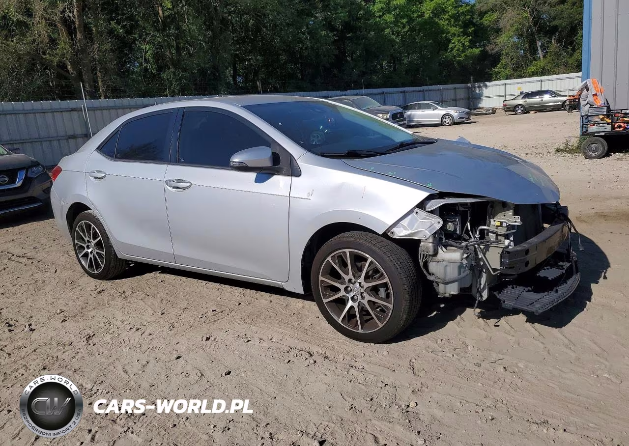 2017 Toyota Corolla 50Th Anniversary Special Editi VIN:5YFBURHE4HP638495 - 4