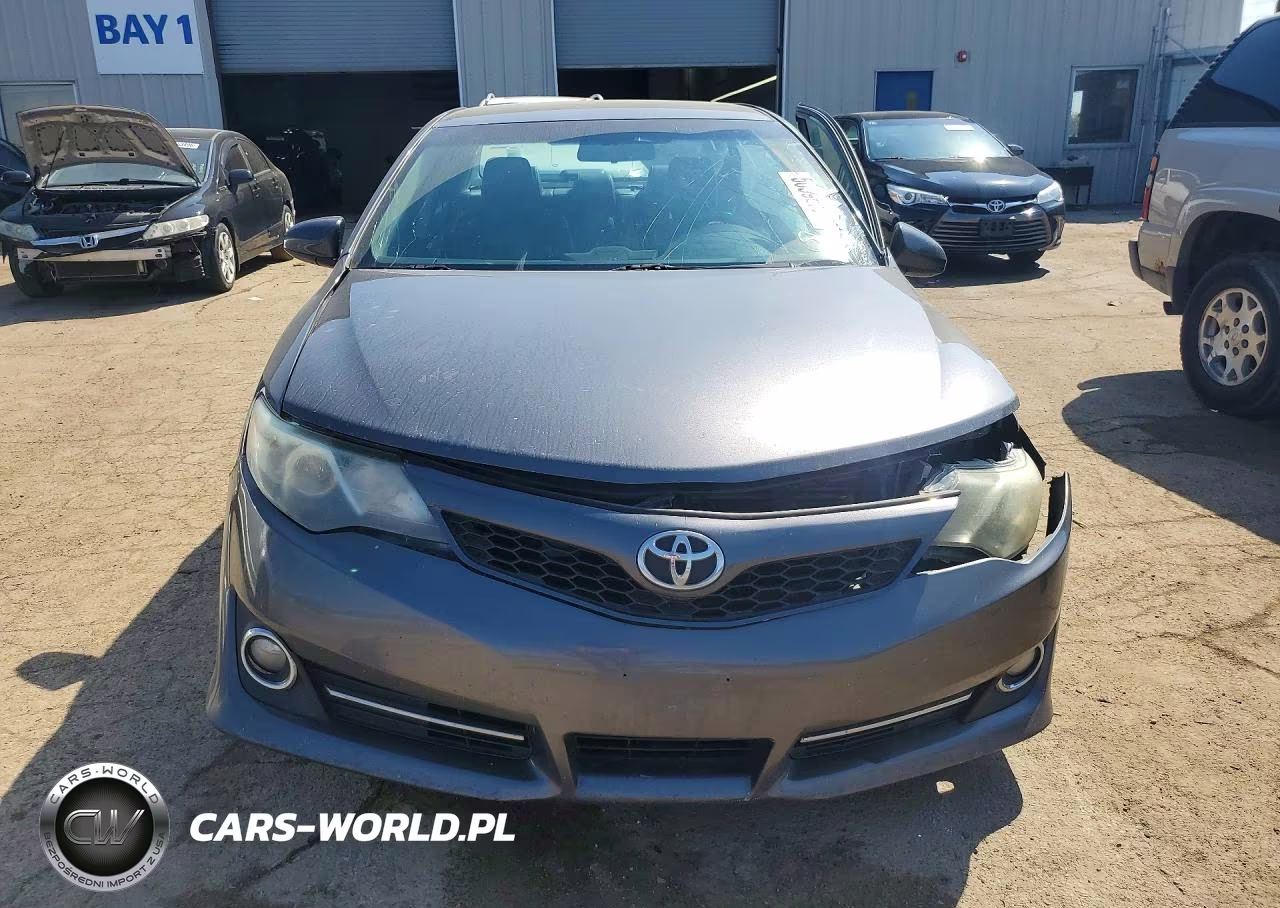 2014 Toyota Camry Se VIN:4T1BF1FK7EU316819 - 5