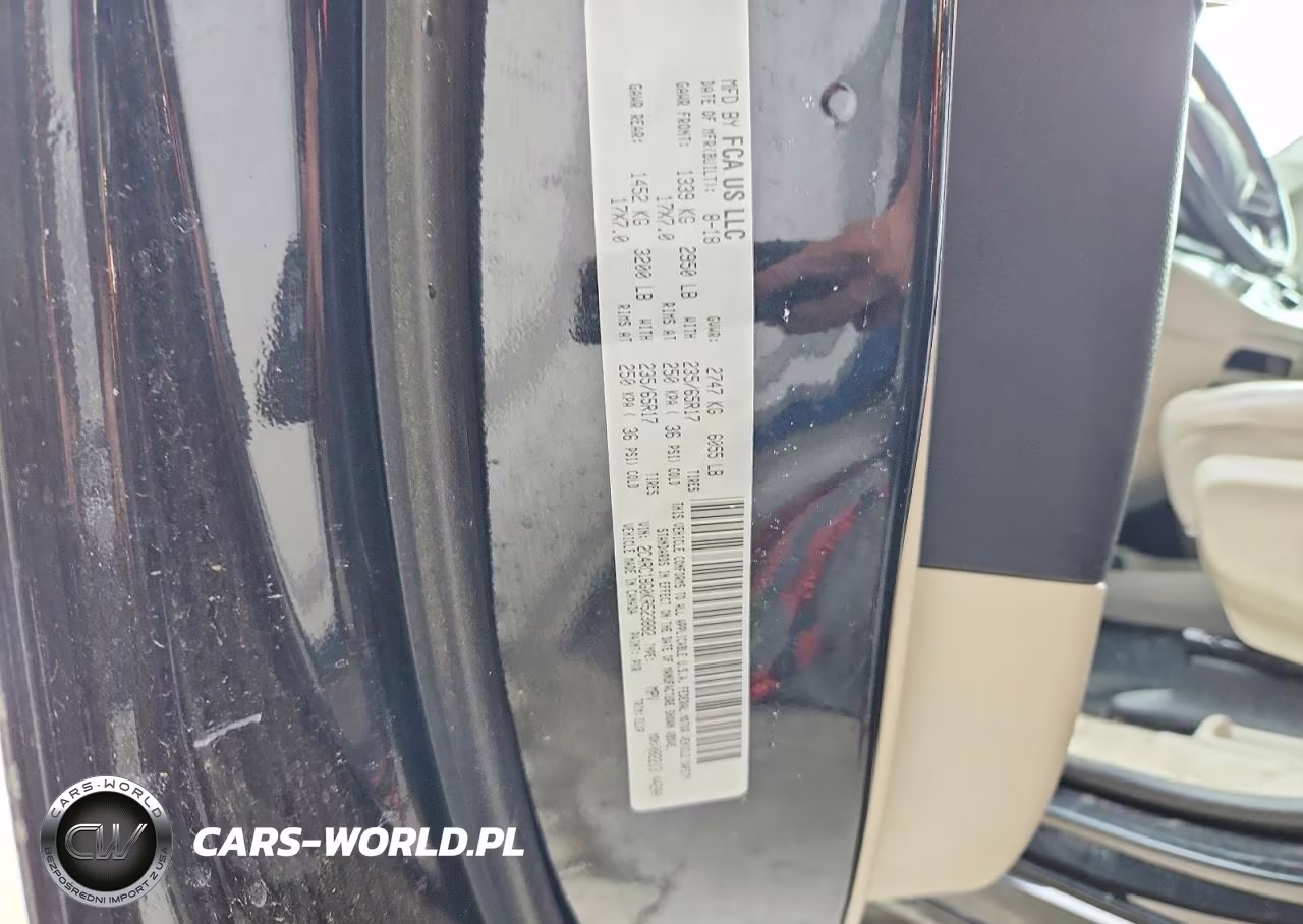 2019 Chrysler Pacifica Touring L VIN:2C4RC1BG0KR523882 - 13