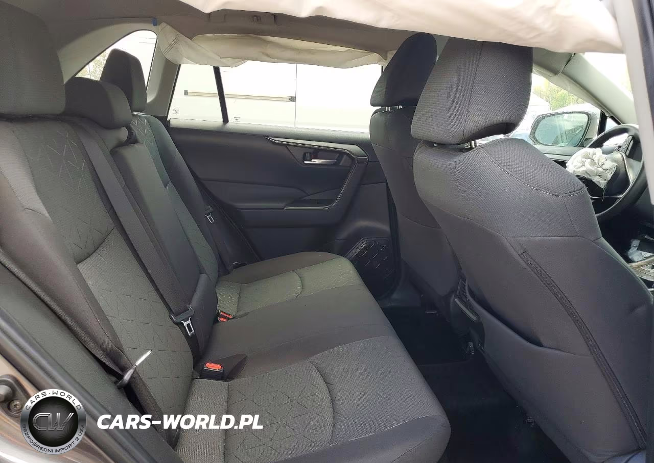 2024 Toyota Rav4 Hybrid Xle VIN:4T3RWRFV1RU114613 - 10