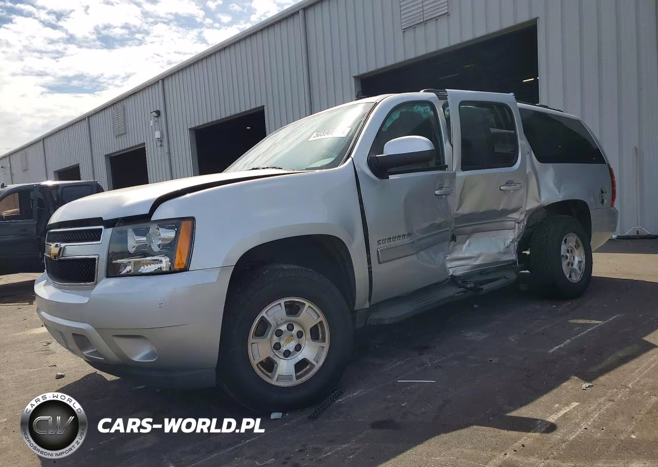 2014 Chevrolet Suburban C1500 Lt