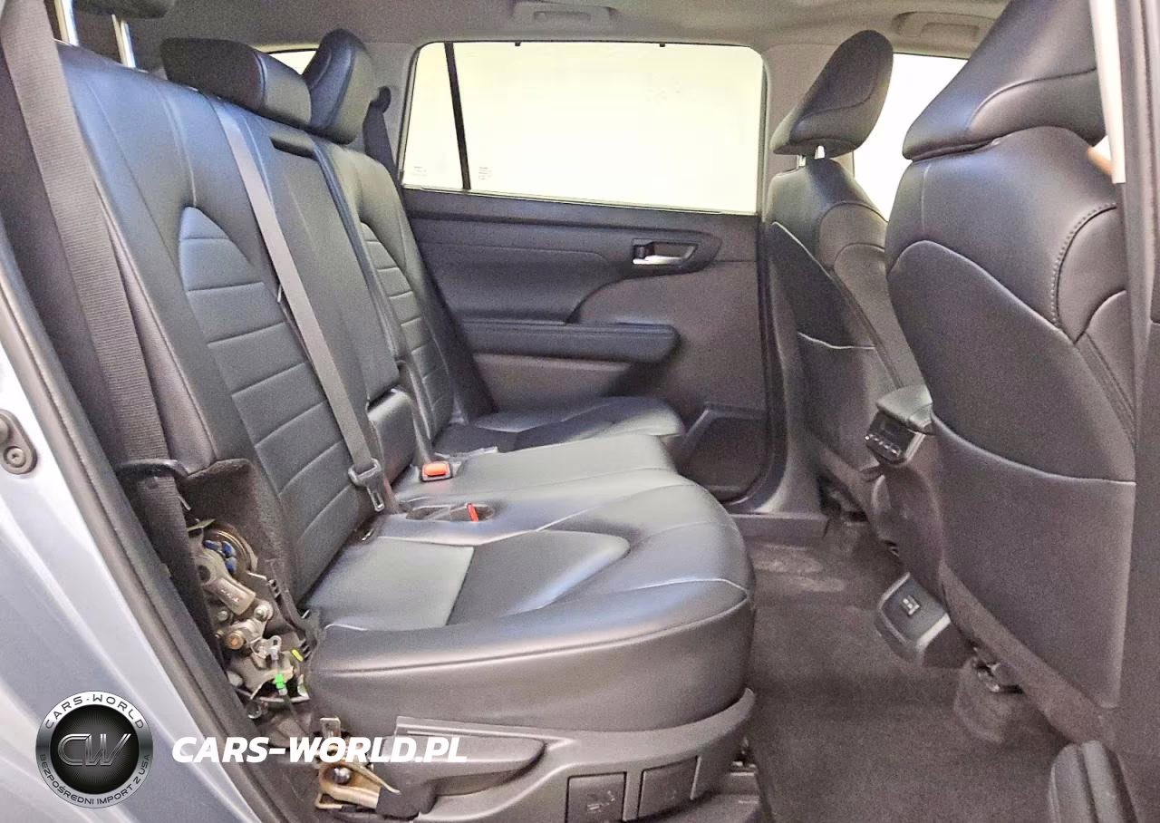 2024 Toyota Highlander Hybrid Xle VIN:5TDKARAH2RS530379 - 11