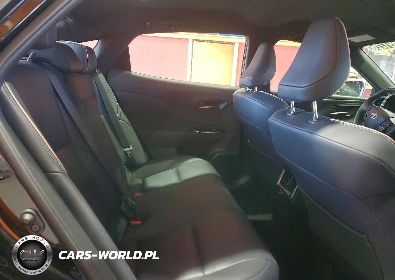 2025 Toyota Crown Xle VIN:JTDAAAAF7S3038000 - 10