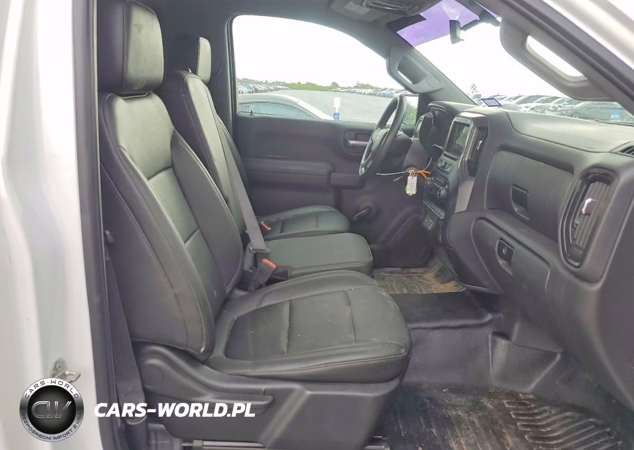2019 Chevrolet Silverado C1500 VIN:3GCNWAEH2KG180444 - 10