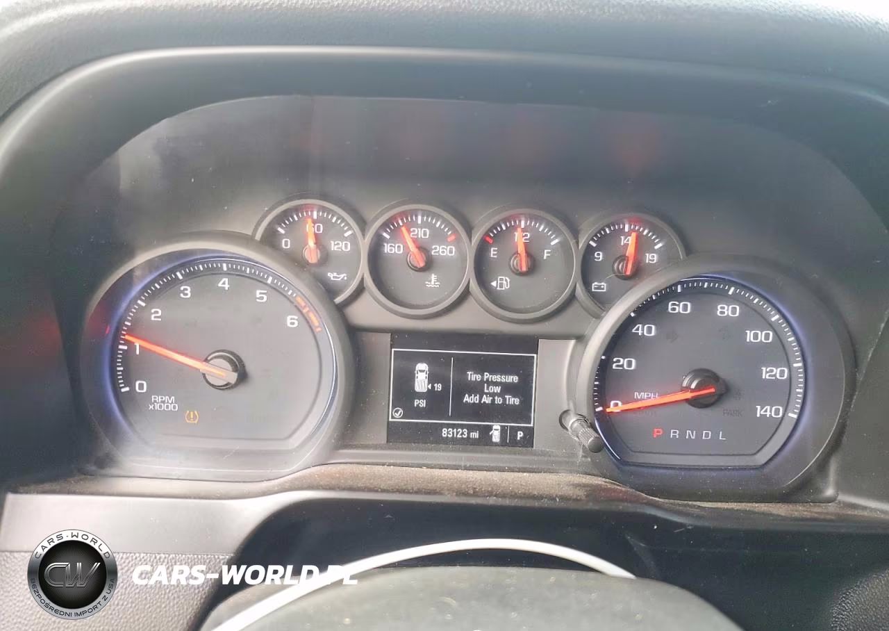 2019 Chevrolet Silverado C1500 VIN:3GCNWAEH2KG180444 - 9