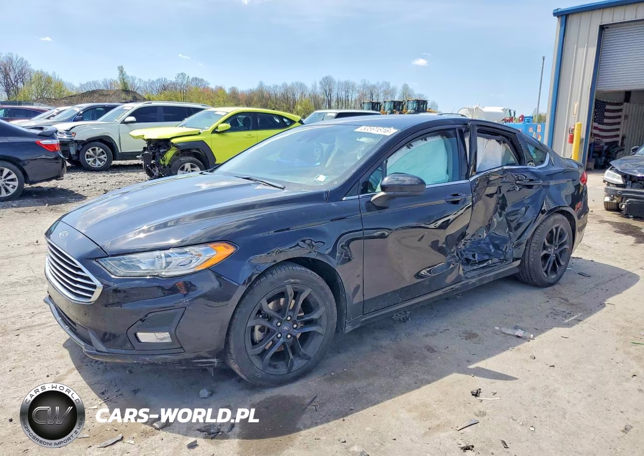 2020 Ford Fusion Se
