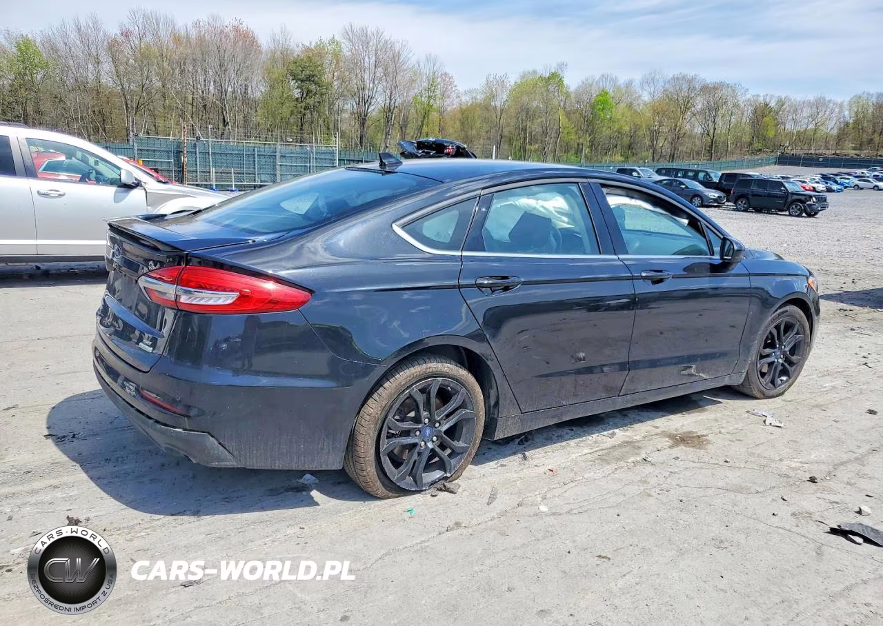 2020 Ford Fusion Se VIN:3FA6P0HD2LR207013 - 3