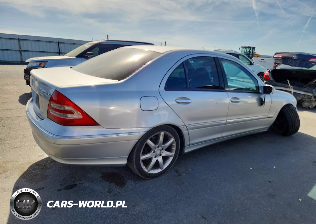 2003 Mercedes-Benz C 230K Sport Sedan VIN:WDBRF40J53F424392 - 3