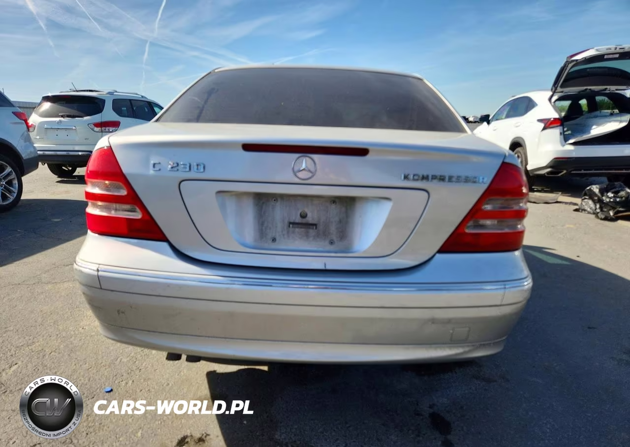 2003 Mercedes-Benz C 230K Sport Sedan VIN:WDBRF40J53F424392 - 6