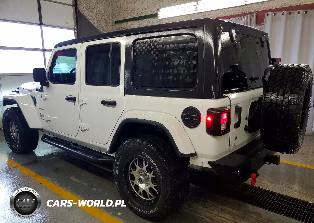 2019 Jeep Wrangler Unlimited Sahara VIN:1C4HJXEG1KW534297 - 2