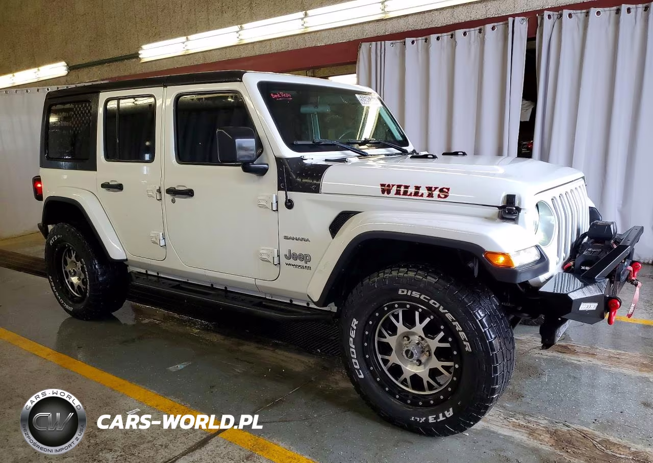 2019 Jeep Wrangler Unlimited Sahara VIN:1C4HJXEG1KW534297 - 4