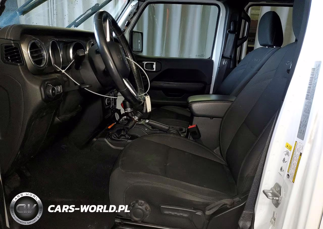 2019 Jeep Wrangler Unlimited Sahara VIN:1C4HJXEG1KW534297 - 7