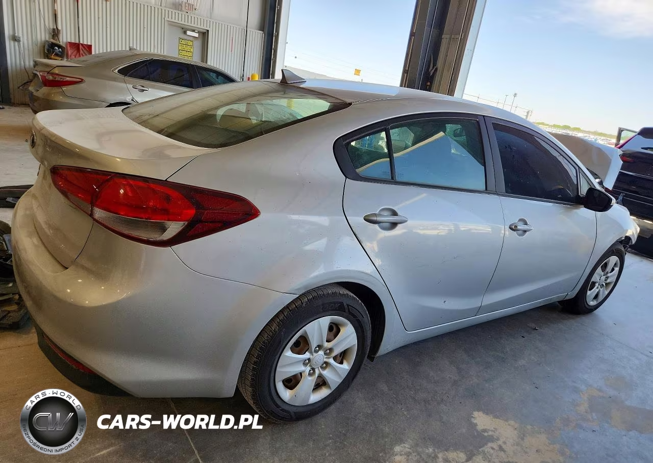 2017 Kia Forte Lx VIN:3KPFK4A77HE041204 - 3