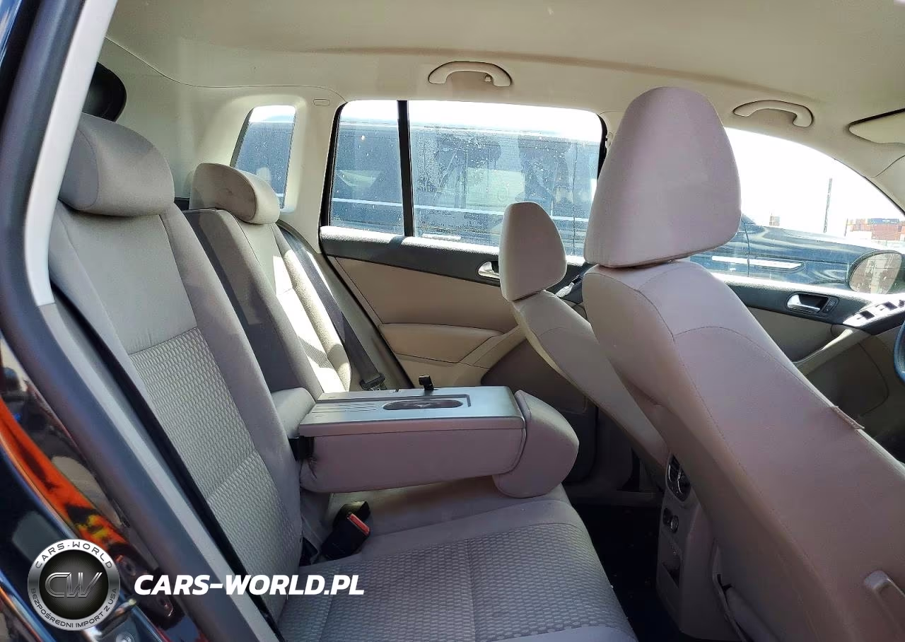 2010 Volkswagen Tiguan Se VIN:WVGBV7AX5AW521529 - 10