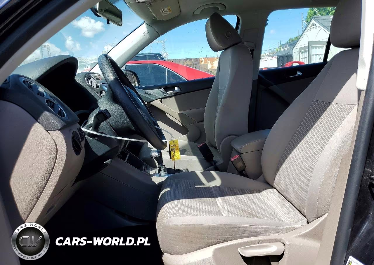 2010 Volkswagen Tiguan Se VIN:WVGBV7AX5AW521529 - 7