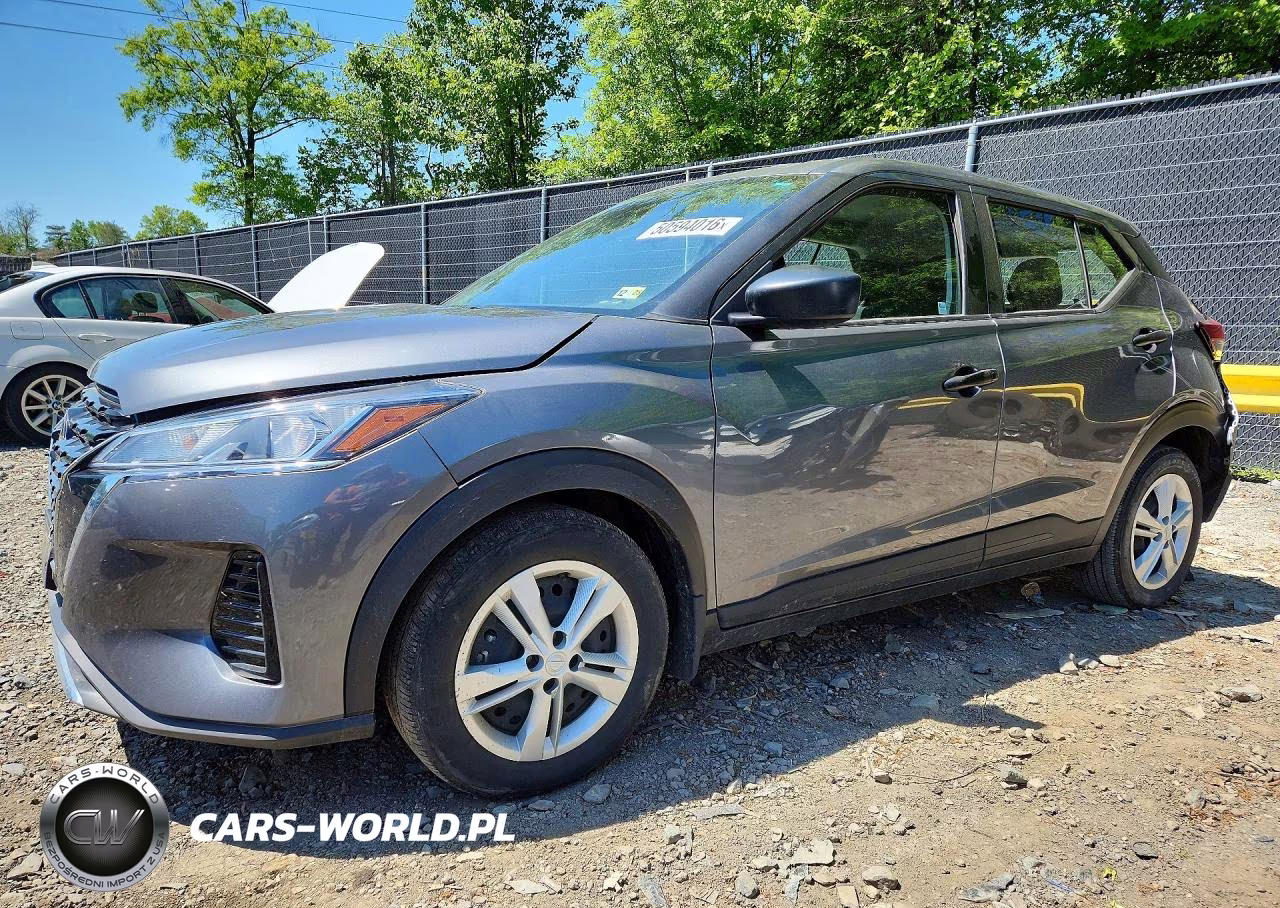 2024 Nissan Kicks S