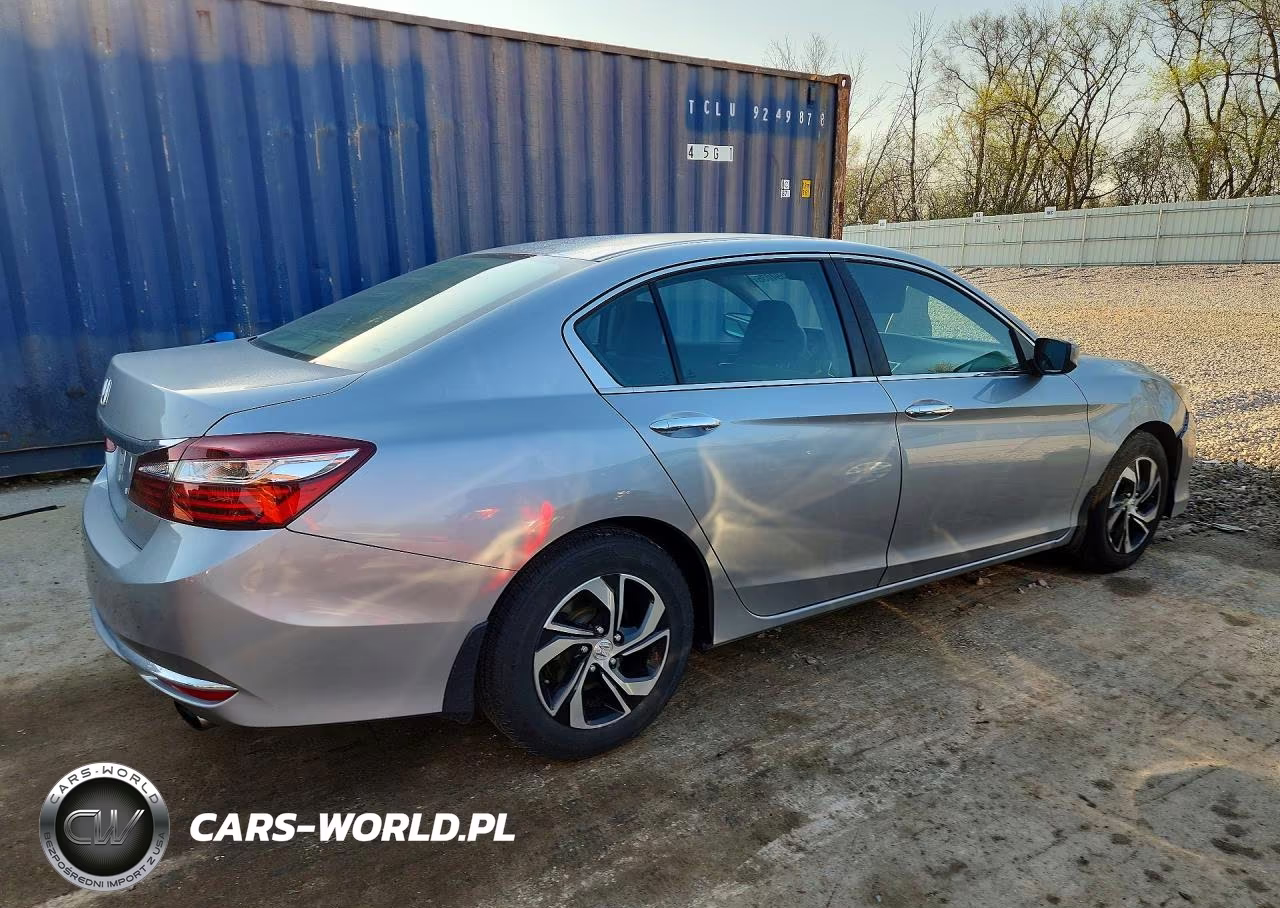 2017 Honda Accord Lx VIN:1HGCR2F38HA015563 - 3