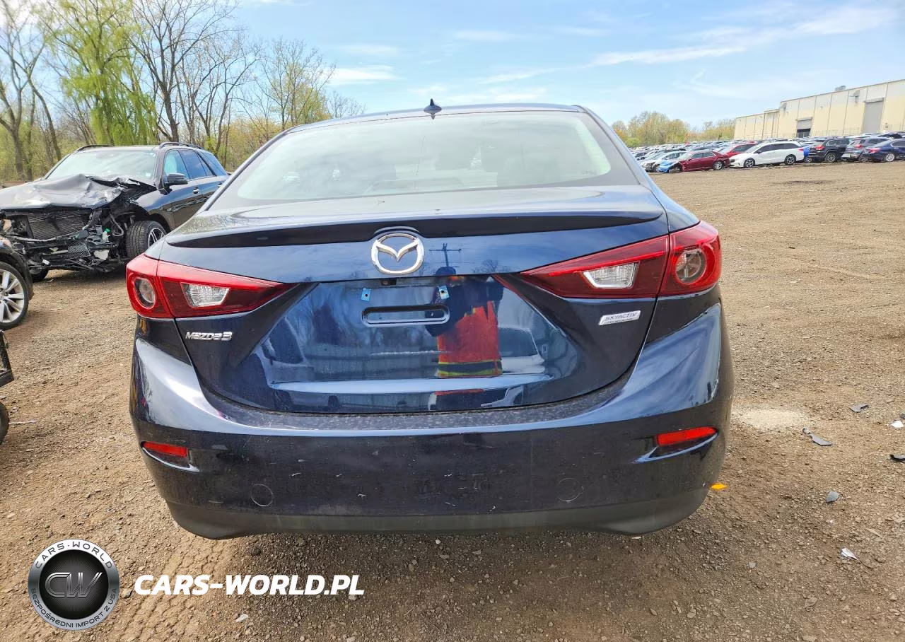 2018 Mazda 3 Touring VIN:3MZBN1V33JM256552 - 6