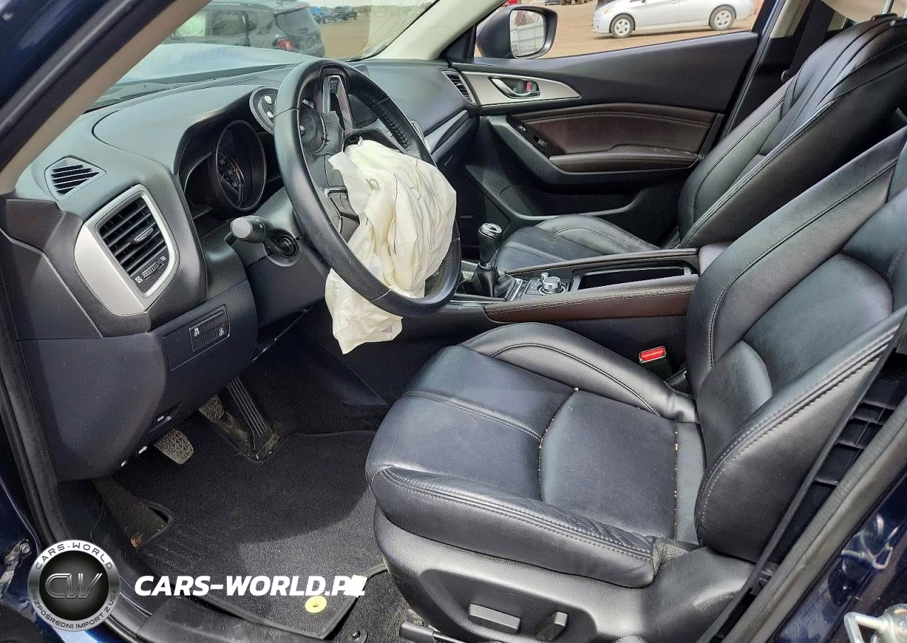 2018 Mazda 3 Touring VIN:3MZBN1V33JM256552 - 7