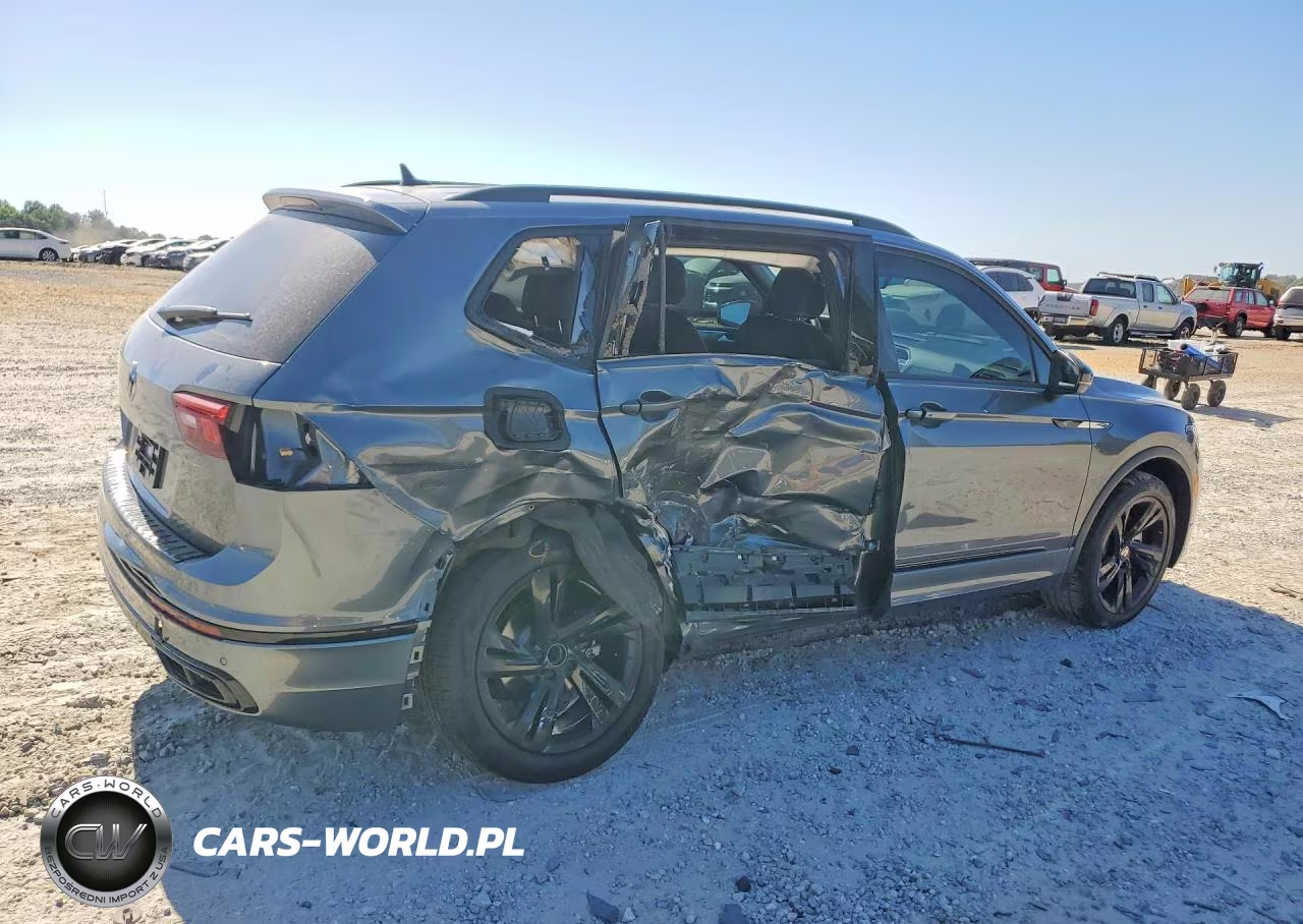 2024 Volkswagen Tiguan Se R-Line Black VIN:3VVCB7AX4RM096948 - 3