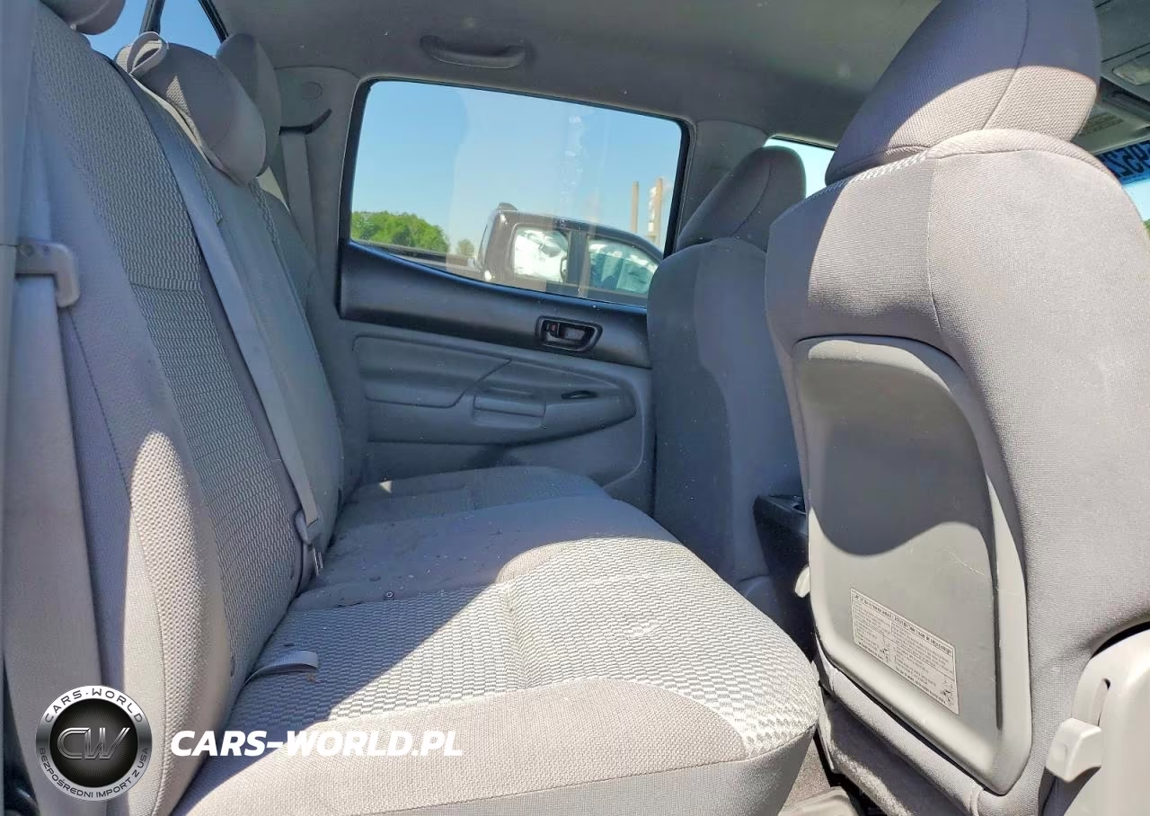 2013 Toyota Tacoma Double Cab VIN:3TMLU4EN2DM105705 - 10