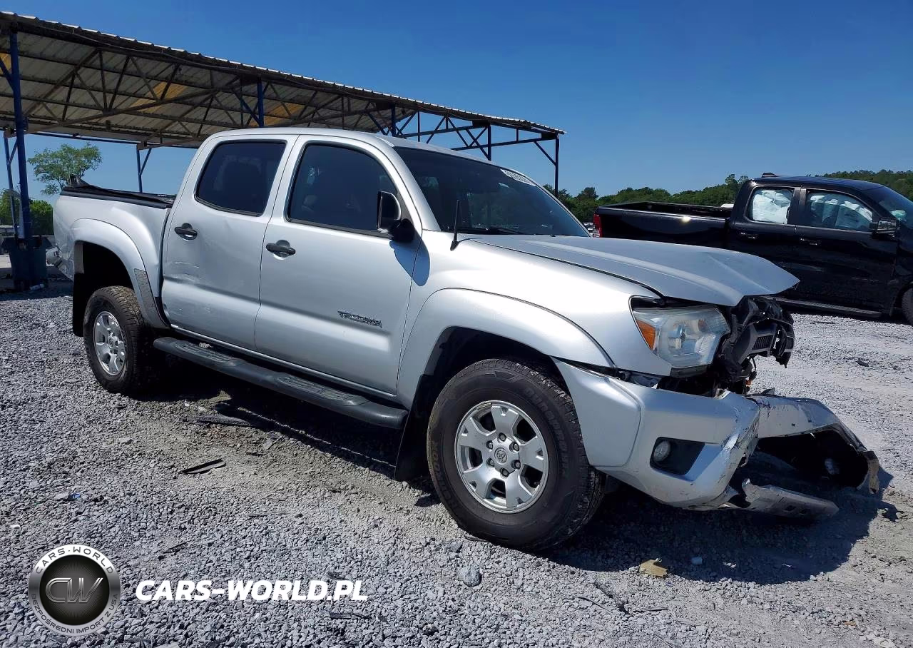 2013 Toyota Tacoma Double Cab VIN:3TMLU4EN2DM105705 - 4