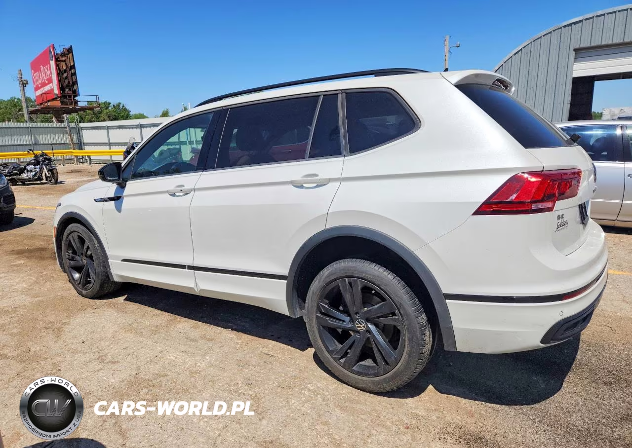 2023 Volkswagen Tiguan Se R-Line Black VIN:3VVCB7AX3PM138023 - 2