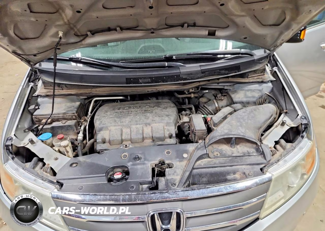 2012 Honda Odyssey Touring VIN:5FNRL5H92CB072600 - 12